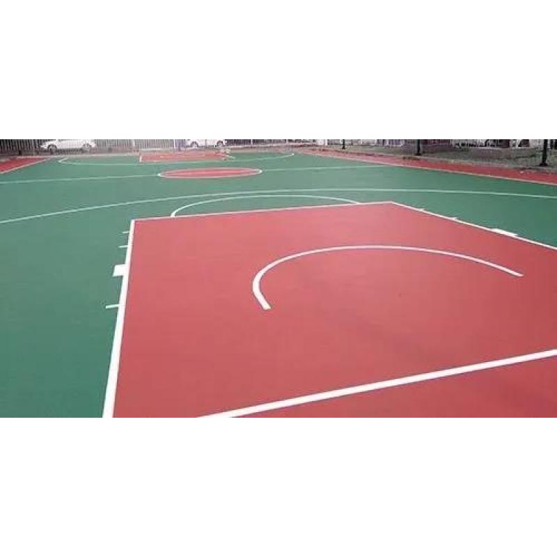 做一個標(biāo)準(zhǔn)丙烯酸籃球場的預(yù)算報價？